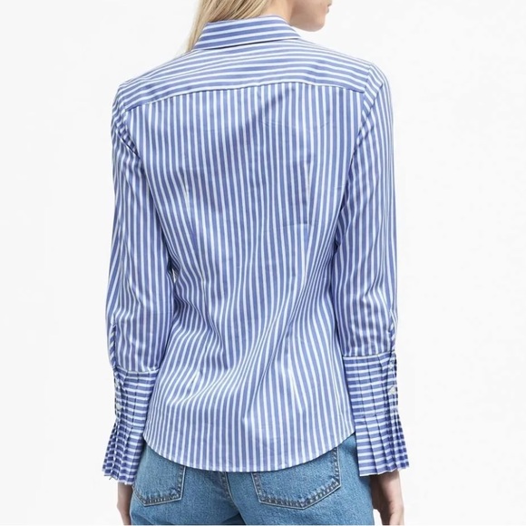 NWT BANANA REPUBLIC PLEATED CUFF BUTTON UP SHIRT - RILEY FIT - Picture 9 of 11